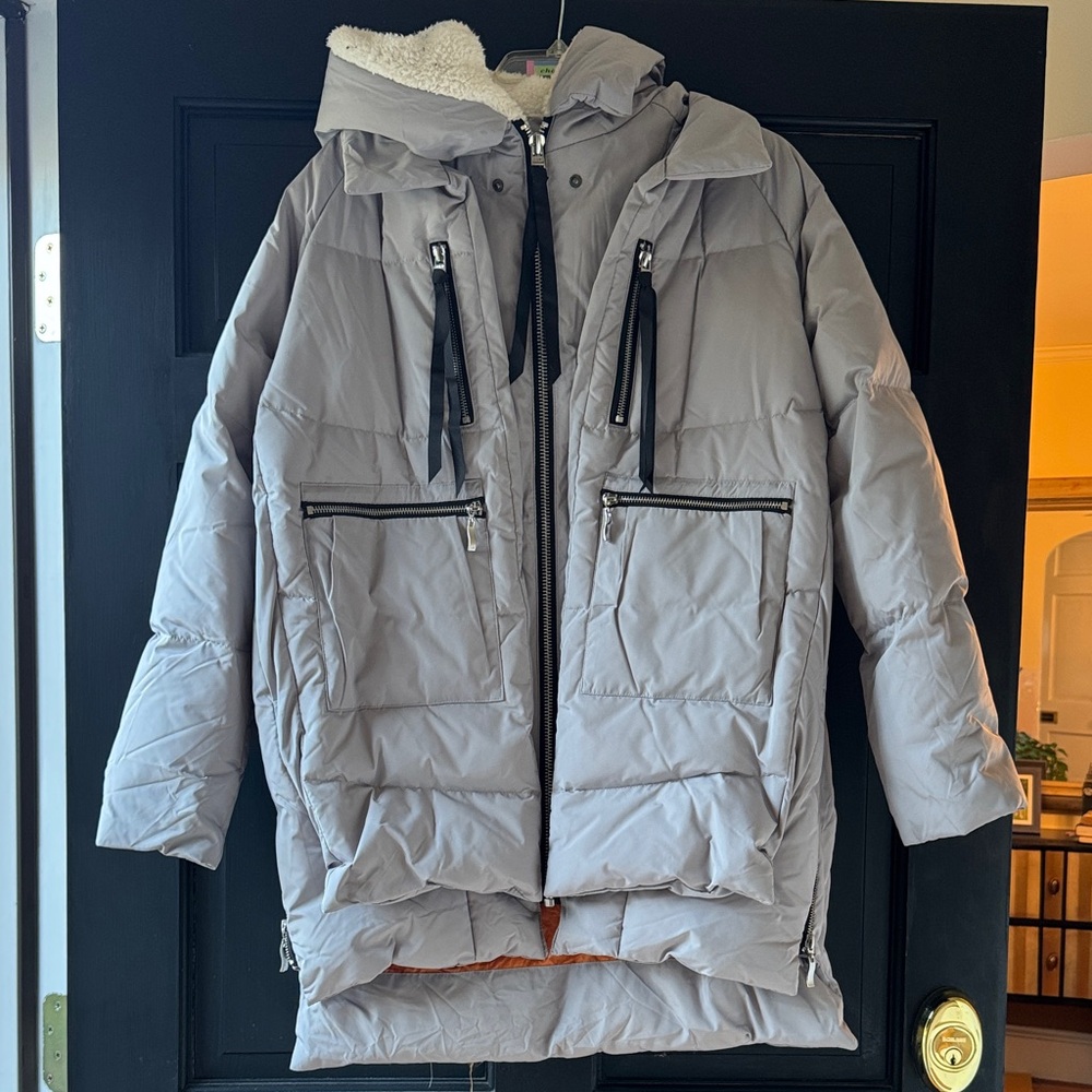 Orolay Amazon Gray Hooded Puffer Jacket Like New in Size M